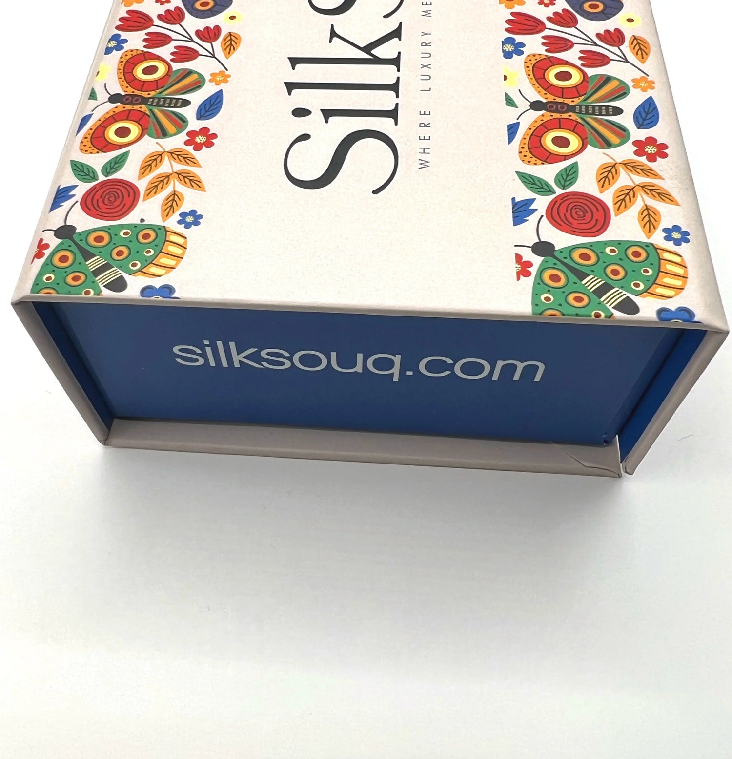 It's Important to Be Happy: Discover Happiness and Beauty with Silk Pillowcases - SilkSouq