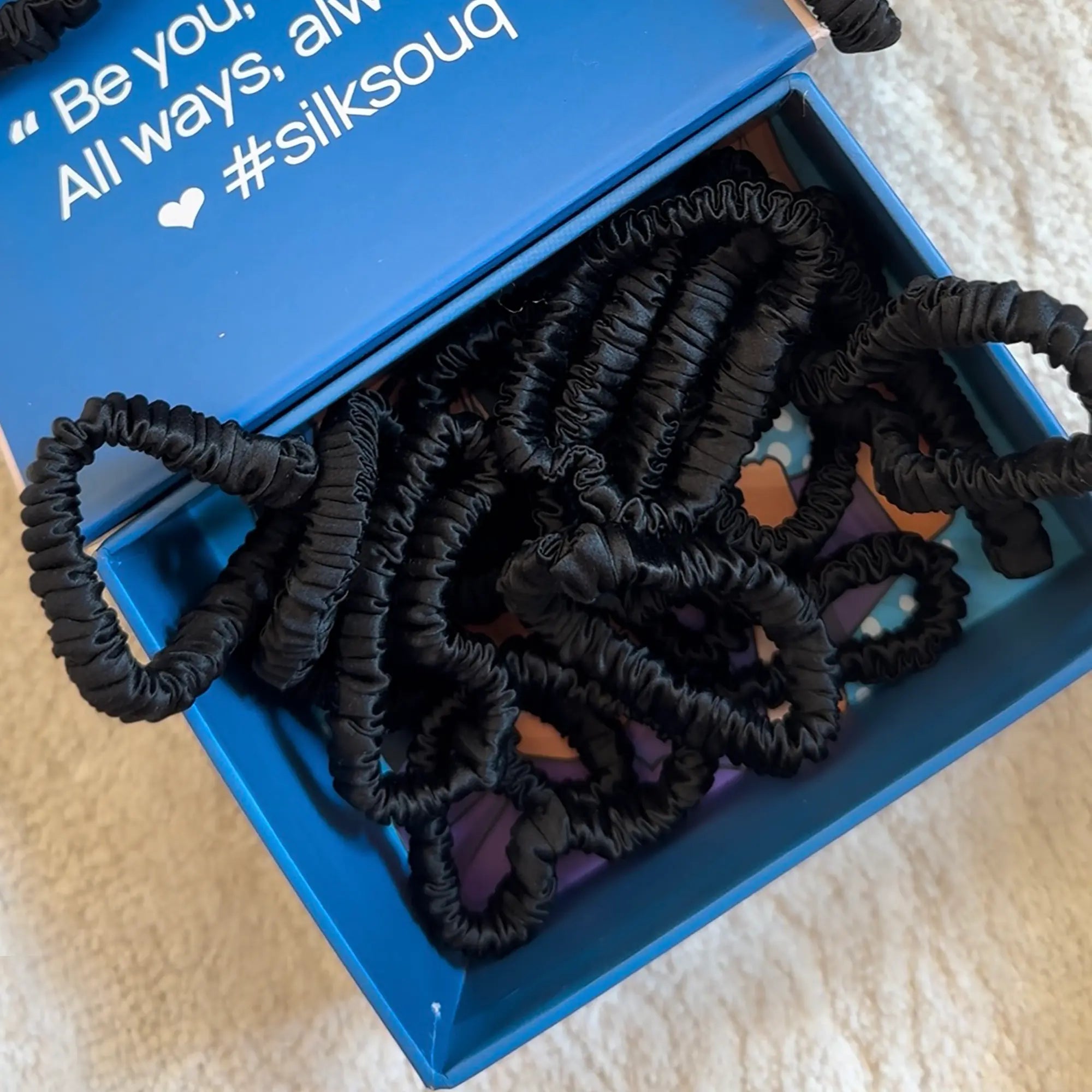 Silk Hair Scrunchie • Black Beauty SilkSouq