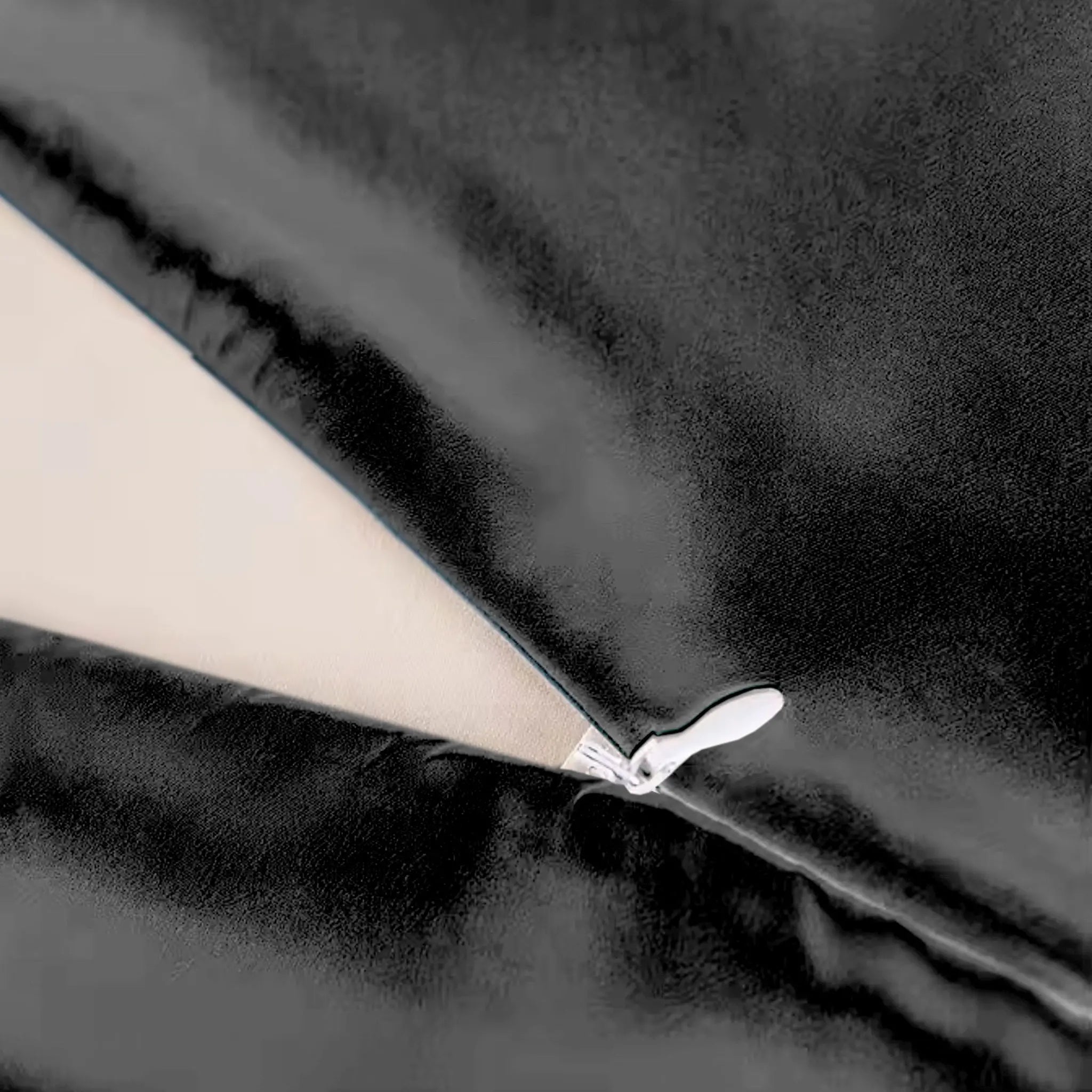 Invisible zipper detail on Black Beauty 22 momme mulberry silk pillowcase — Silk Souq premium silk bedding.