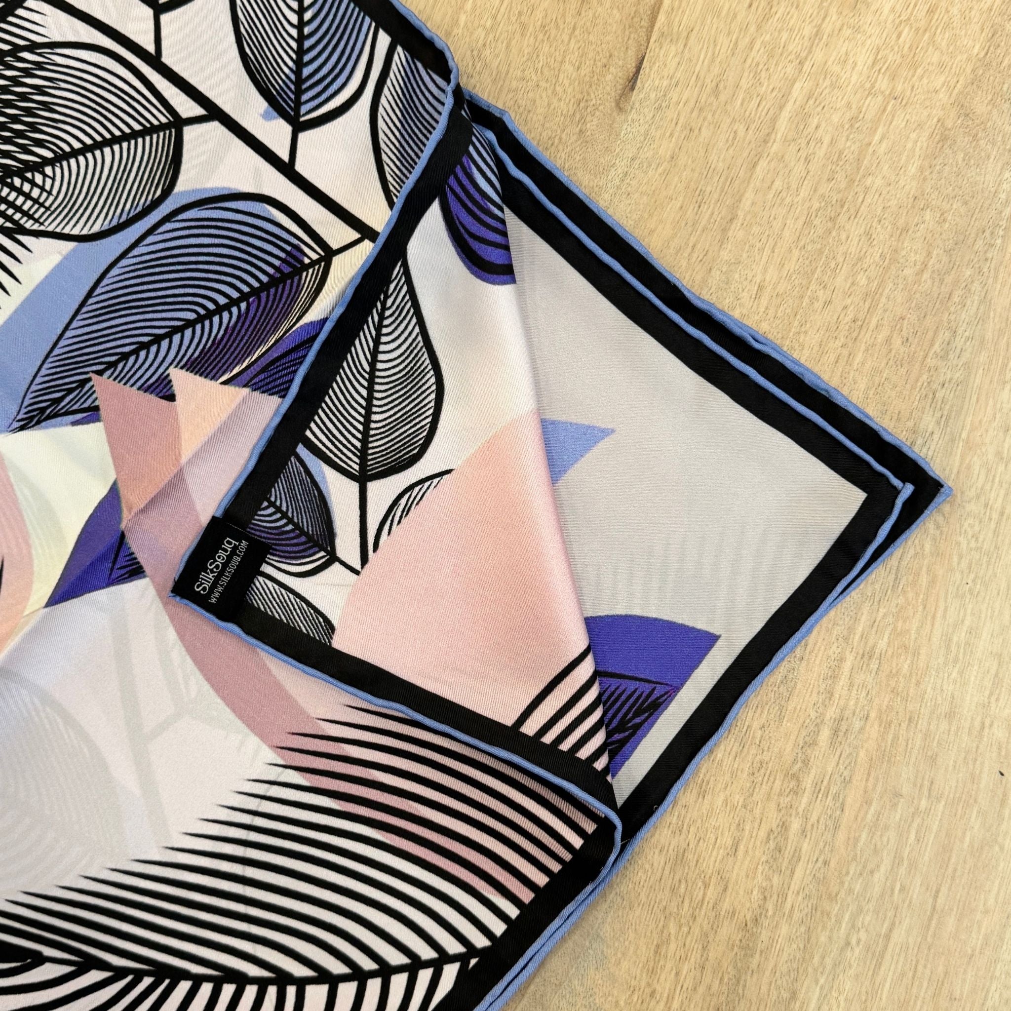 Pure Mulberry Silk Twill Scarf 90 cm – Line and Leaf