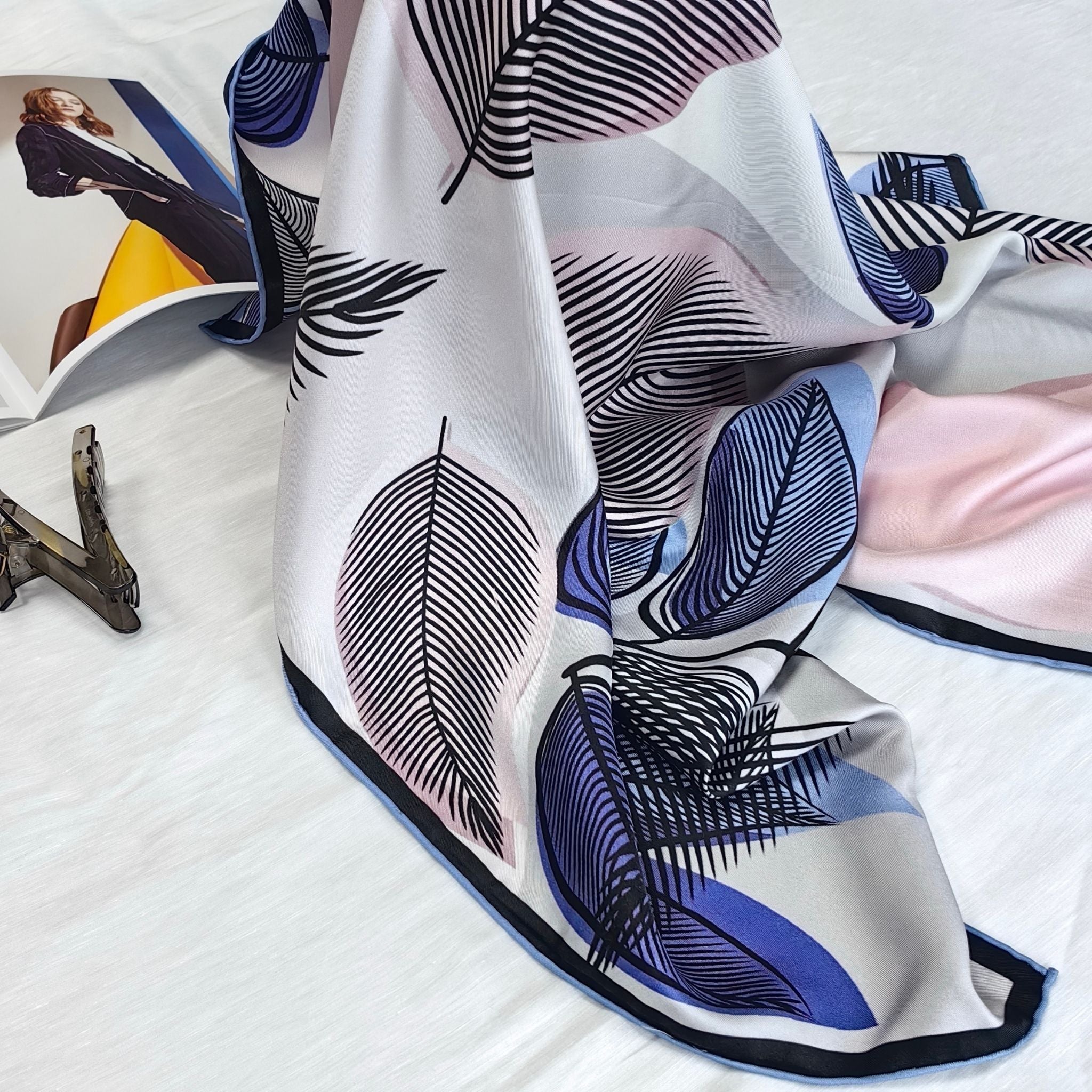 Pure Mulberry Silk Twill Scarf 90 cm – Line and Leaf