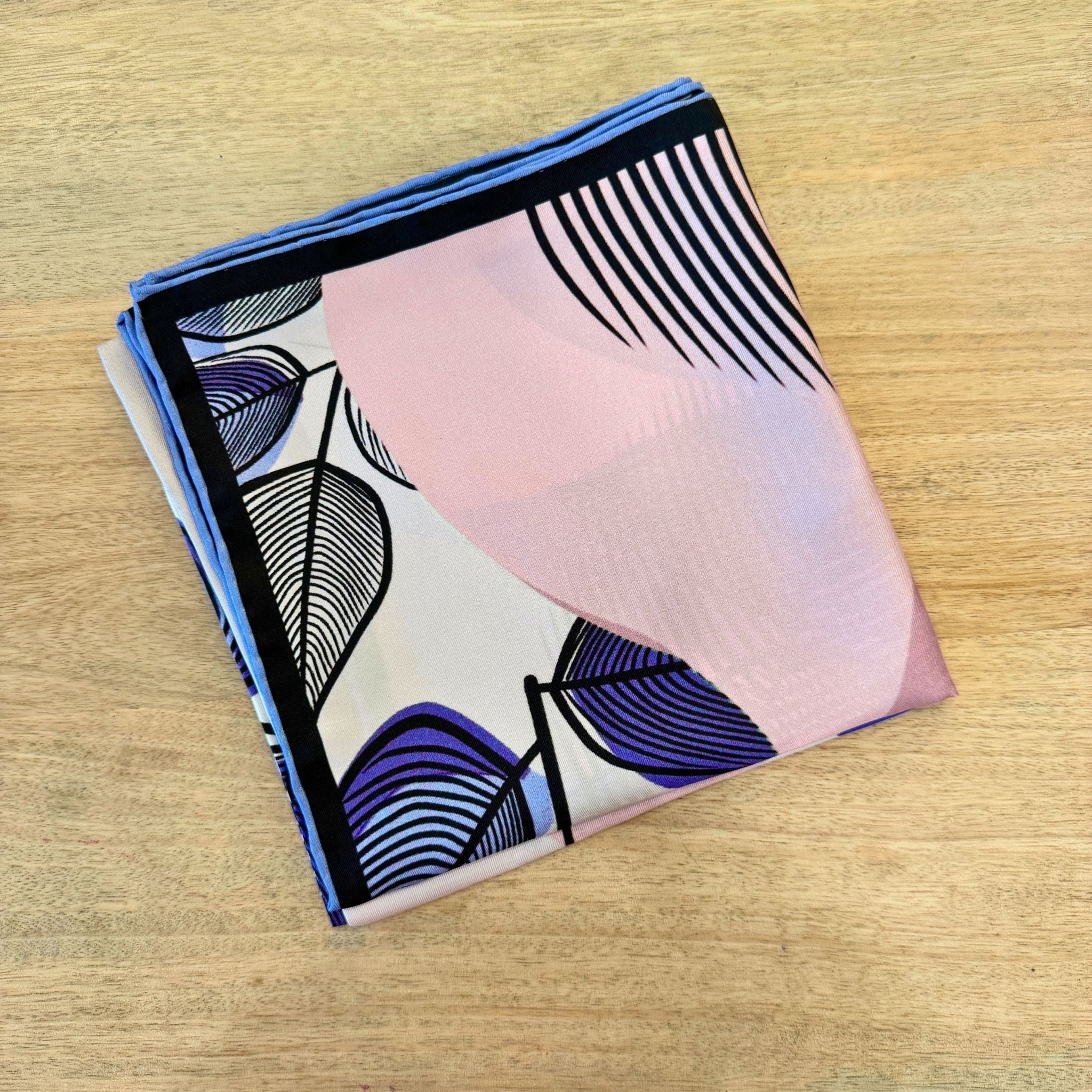 Pure Mulberry Silk Twill Scarf 90 cm – Line and Leaf