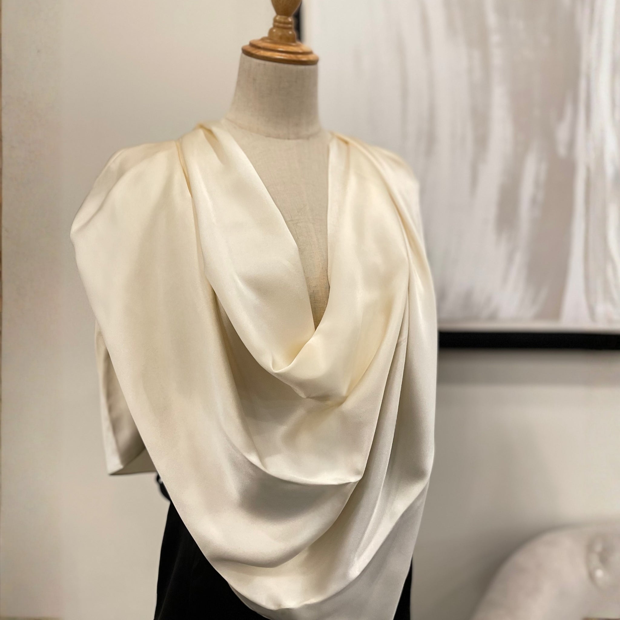 Pure Mulberry Silk Hijab & Shawl – Champagne