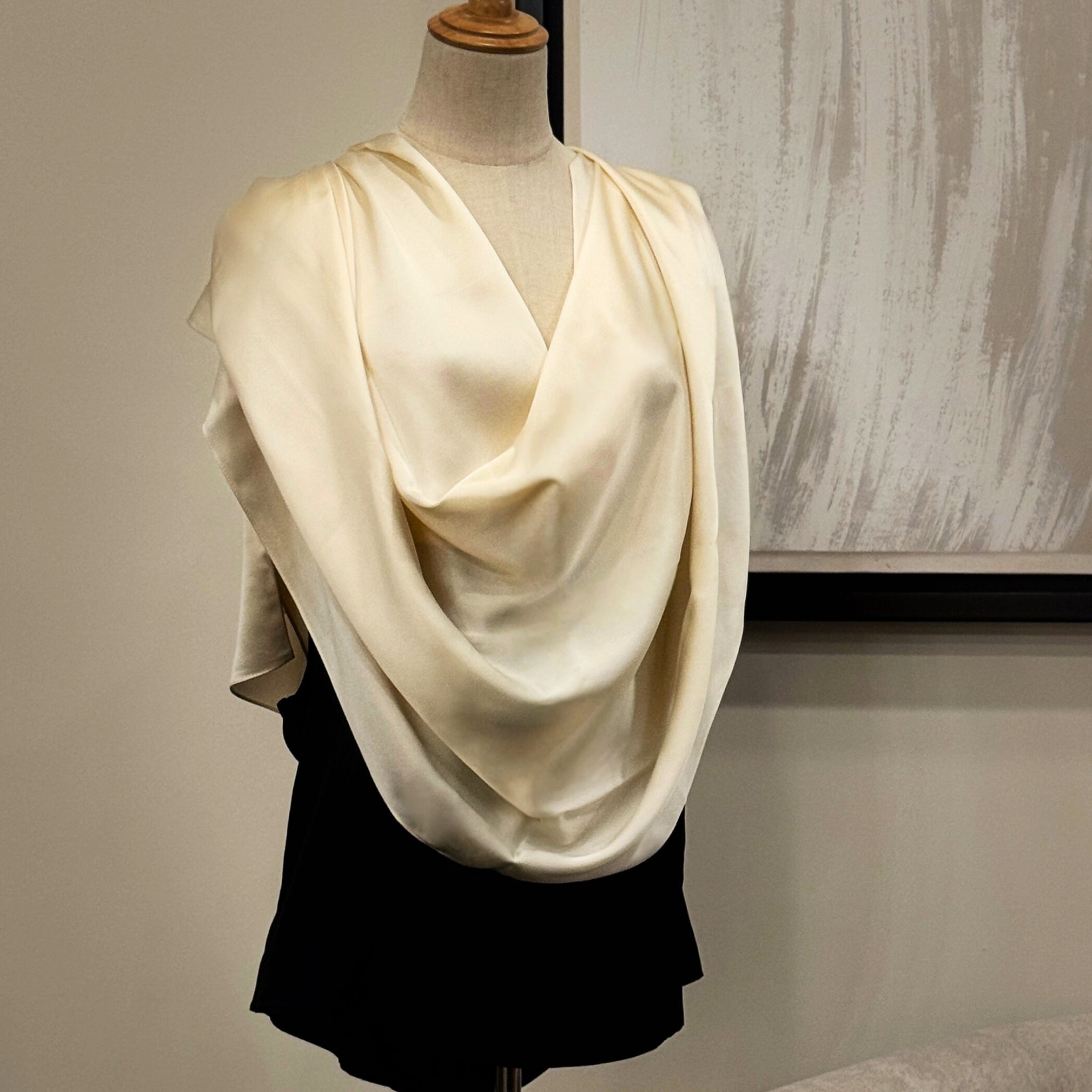 Pure Mulberry Silk Hijab & Shawl – Champagne