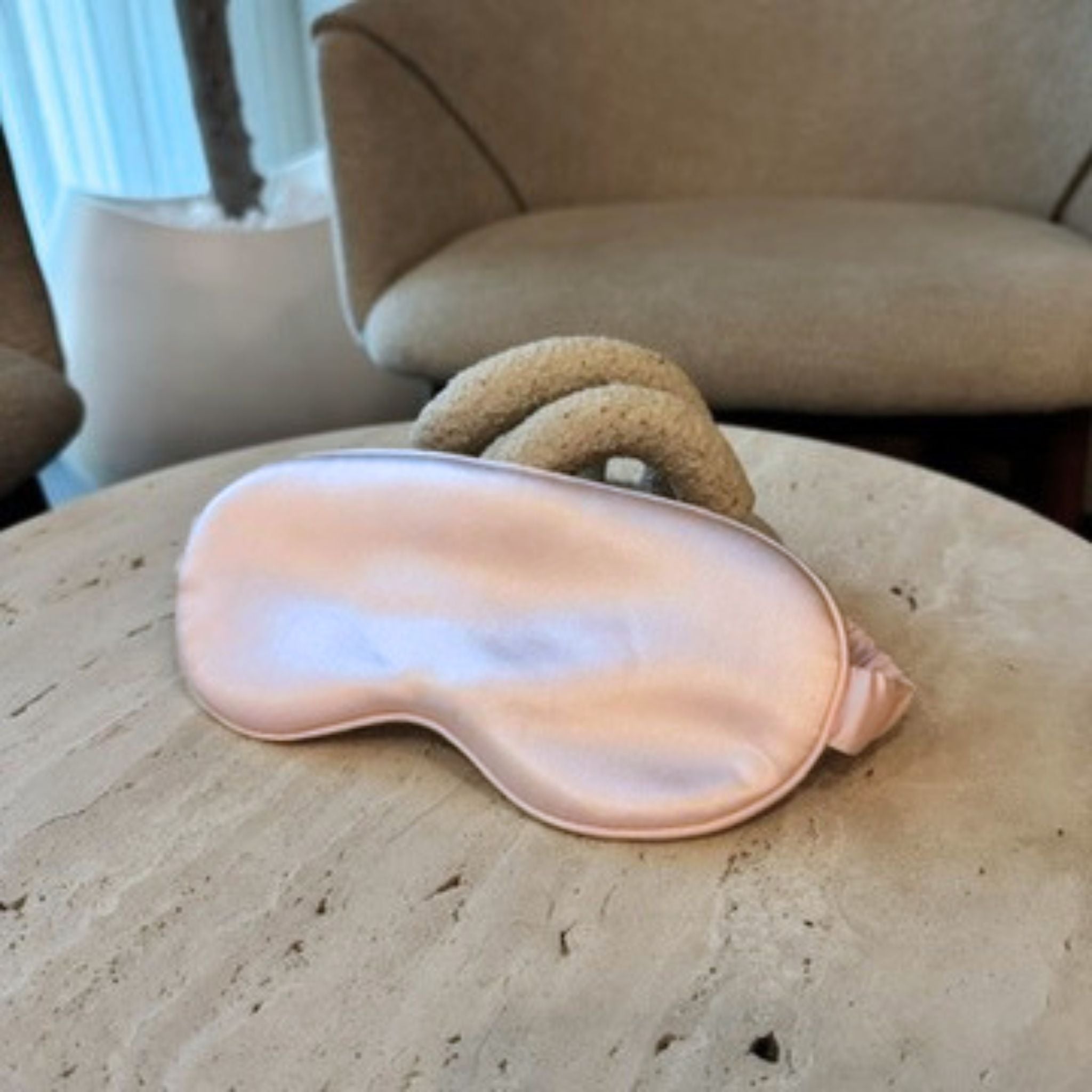 Pure Mulberry Silk Eye Mask – Soft Pink