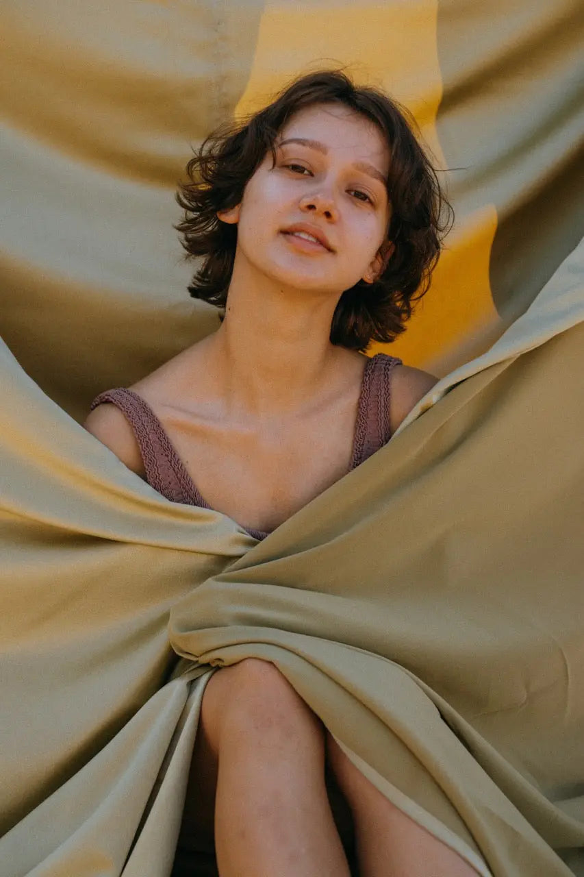 Silk Uncovered: Busting 6 Common Myths and Revealing the Facts on This Luxurious Material - SilkSouq