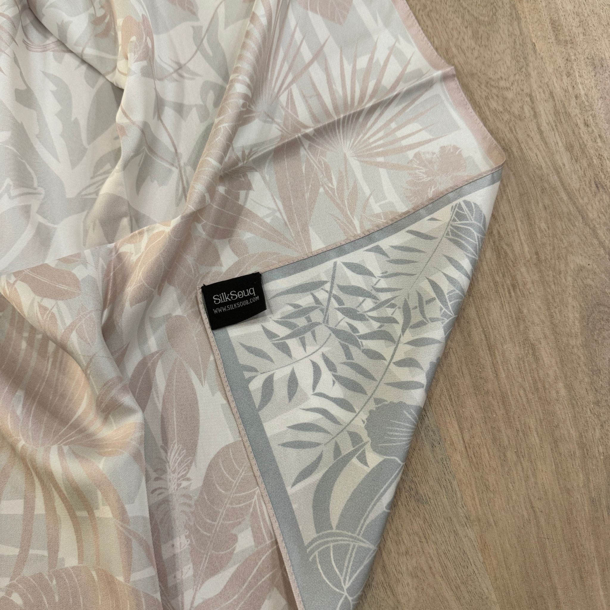 Pure Mulberry Silk Twill Scarf 55 cm – Dawn to Dusk